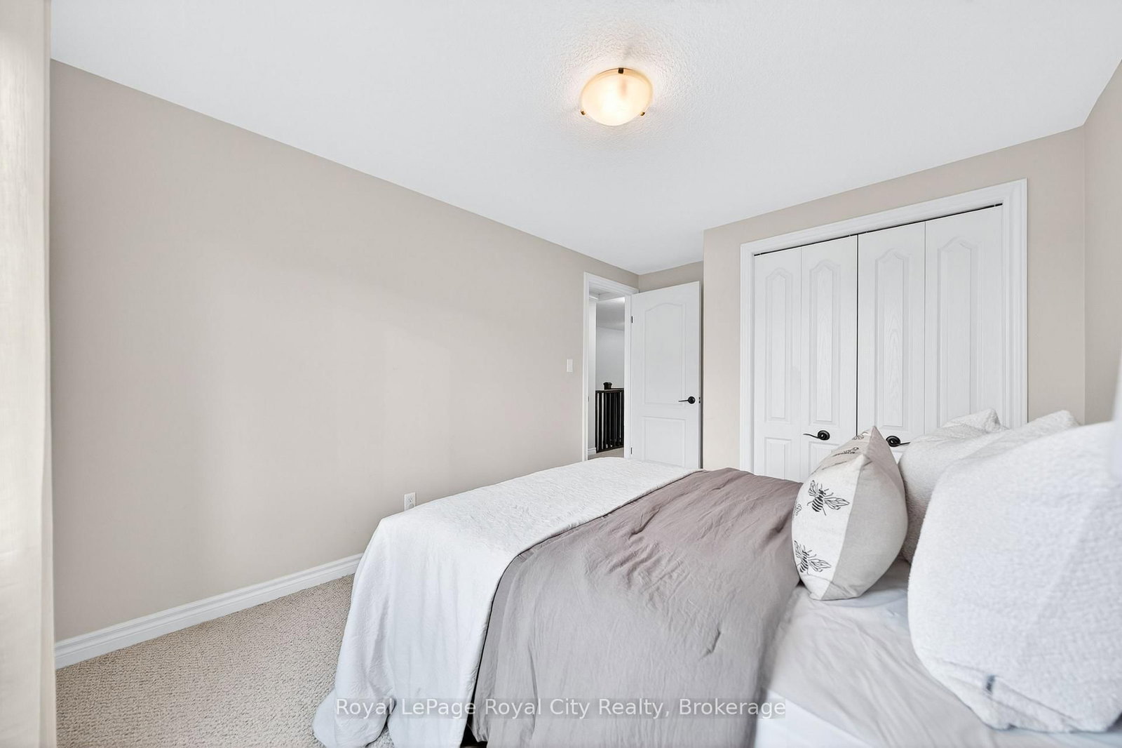 102 Edwards Street - Photo 13