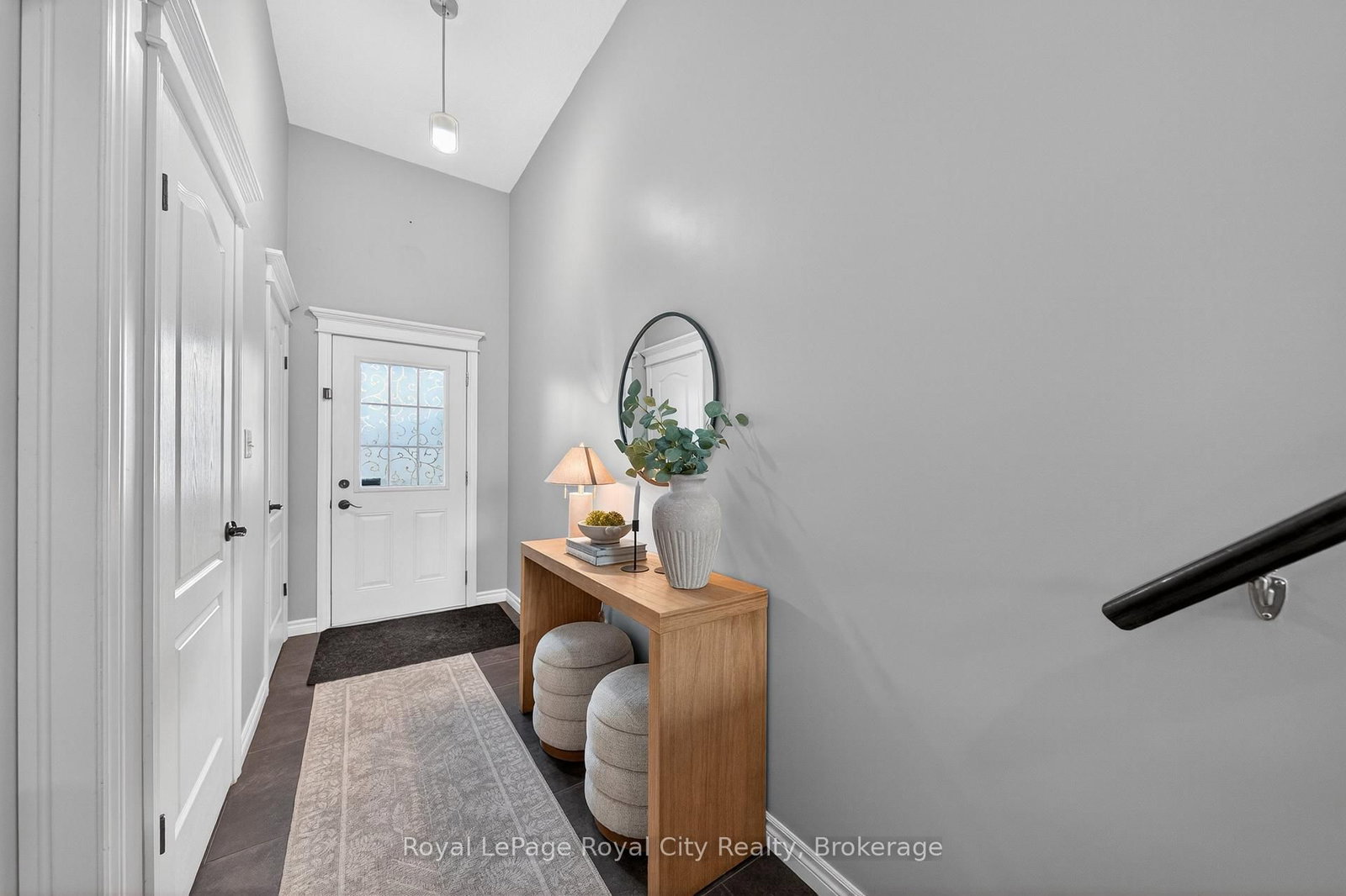 102 Edwards Street - Photo 2