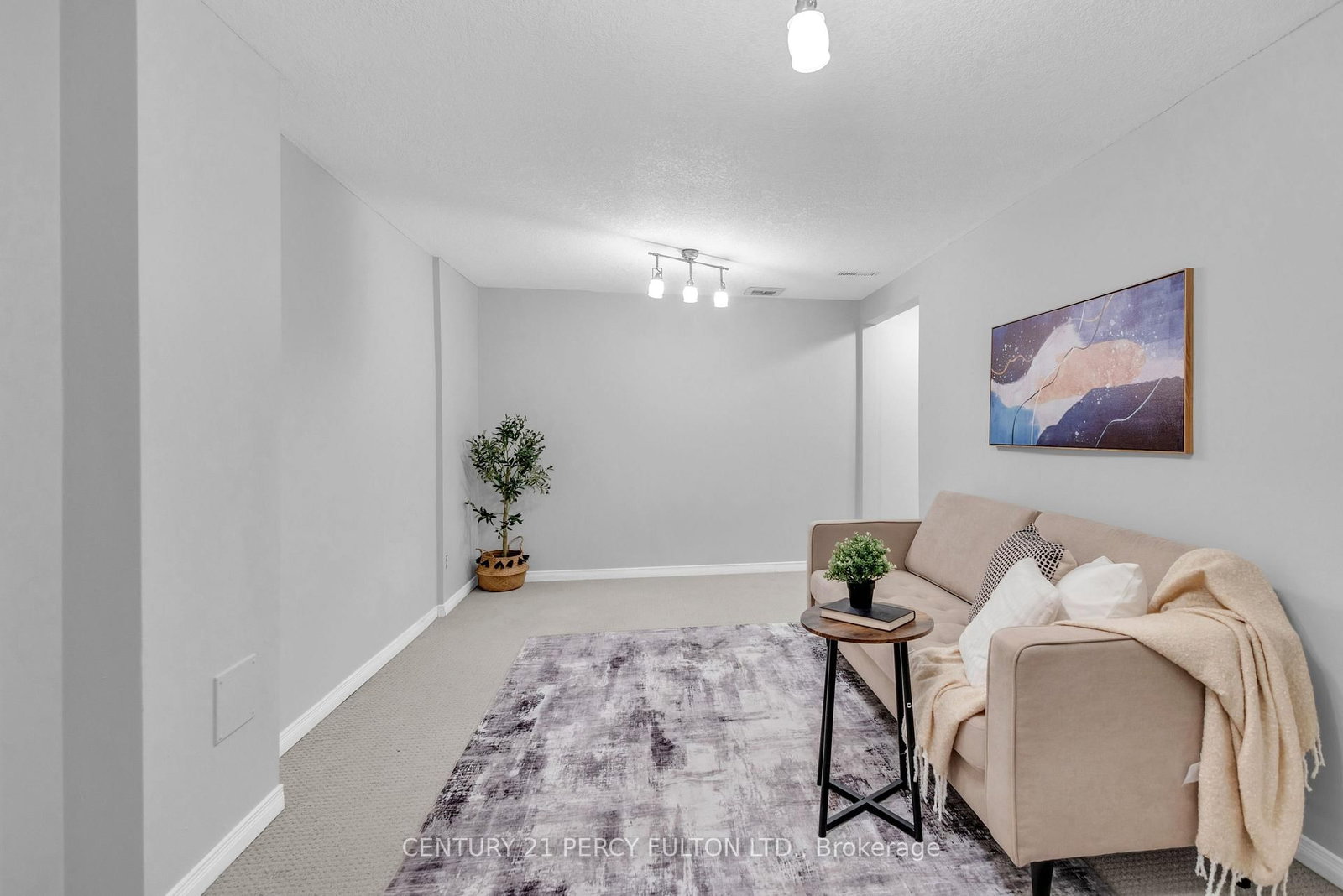 445 Pioneer Drive, Unit 23 - Photo 24