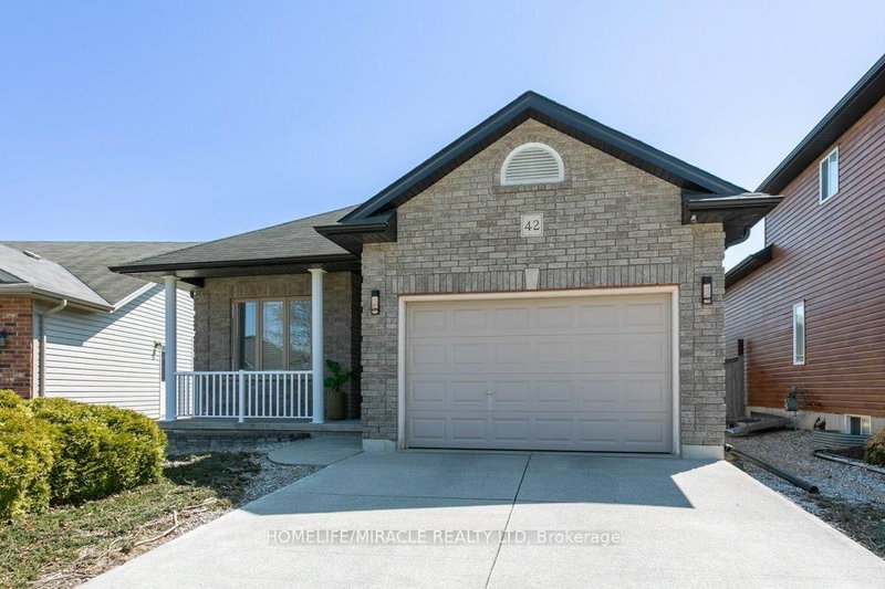 42 Kerr Cres, Ingersoll, N5C 4H1 | Image 2