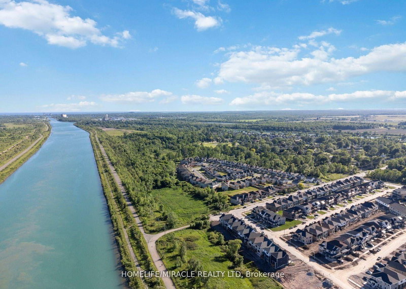 66 Aviron Cres, Welland, L3B 0M3 | Image 2