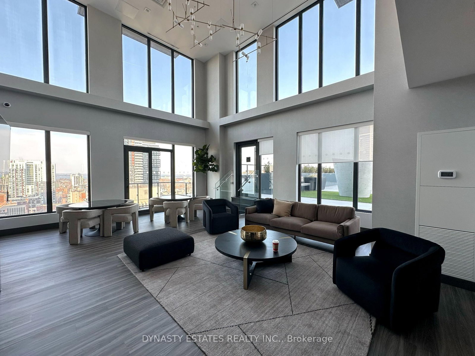 75 James Street S, Unit 808 - Photo 20