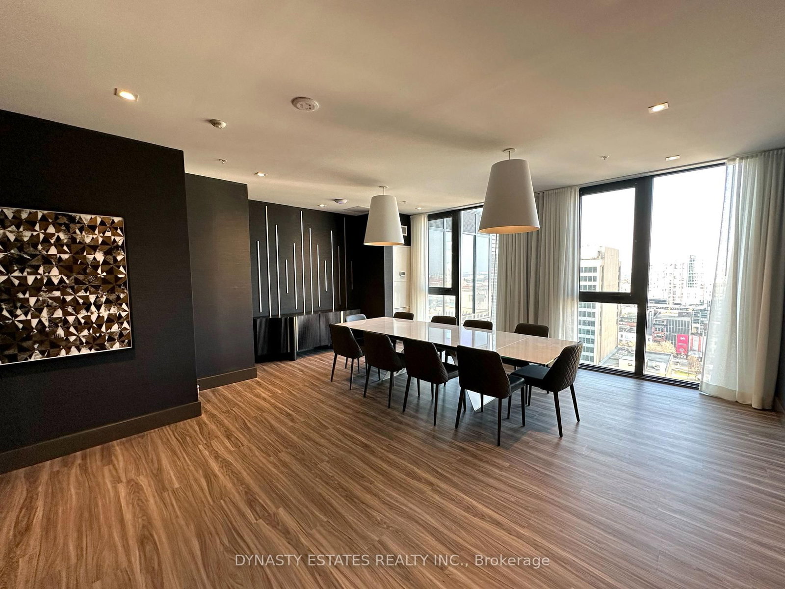 75 James Street S, Unit 808 - Photo 21