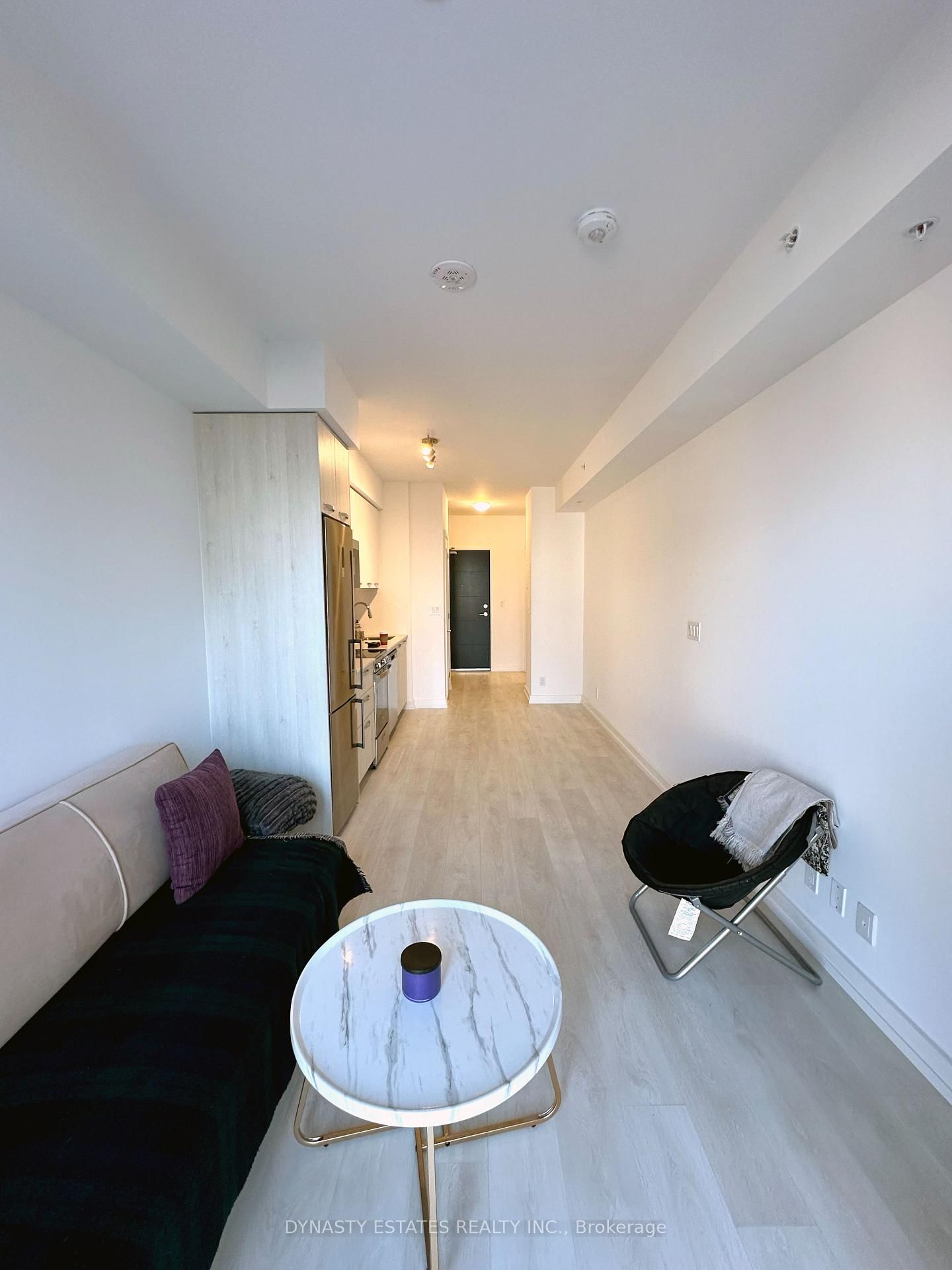 75 James Street S, Unit 808 - Photo 8