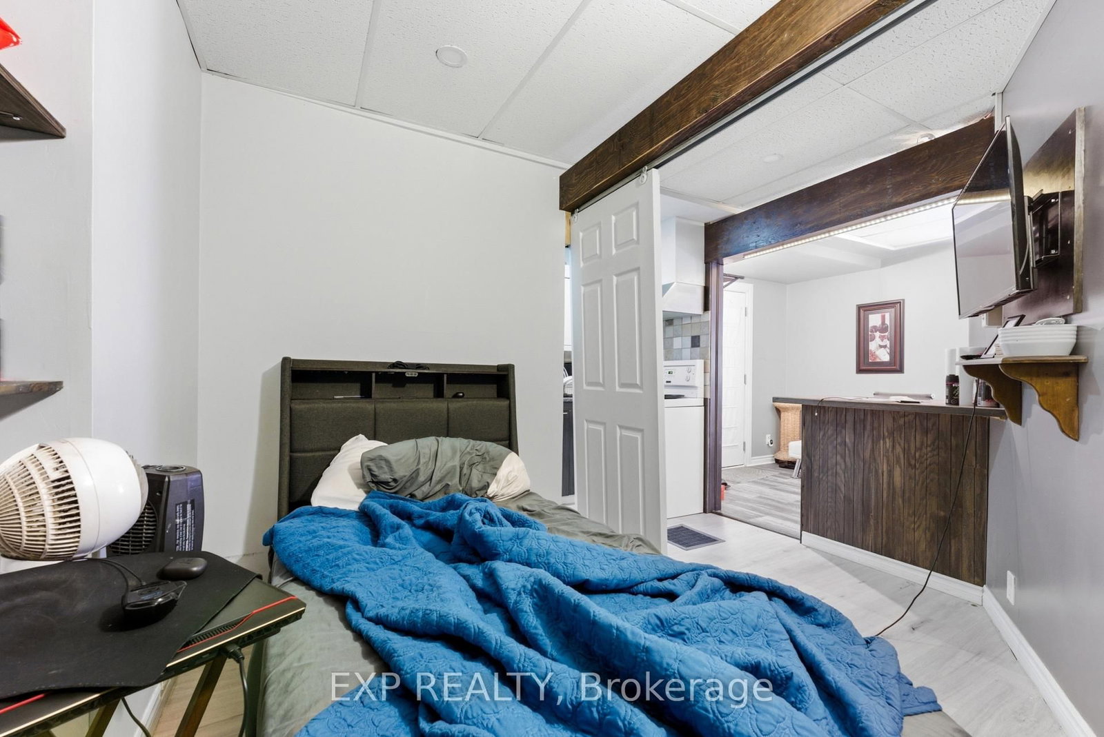 12 Dundas Street E - Photo 19