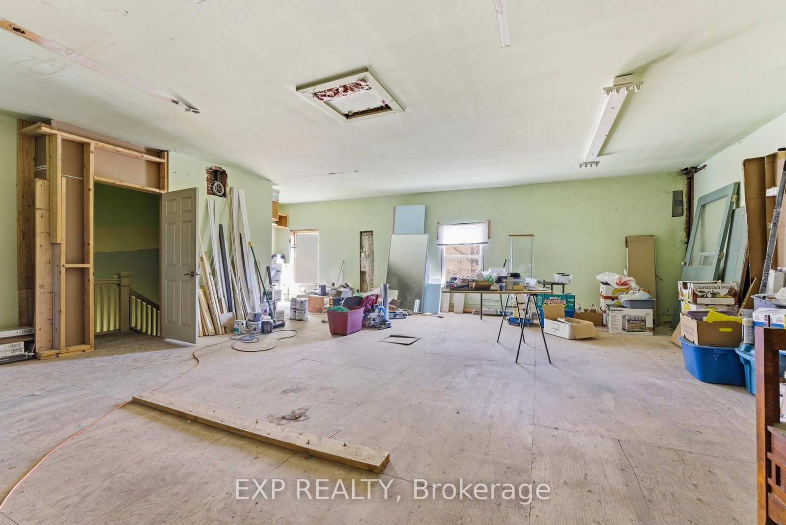 12 Dundas Street E - Photo 34