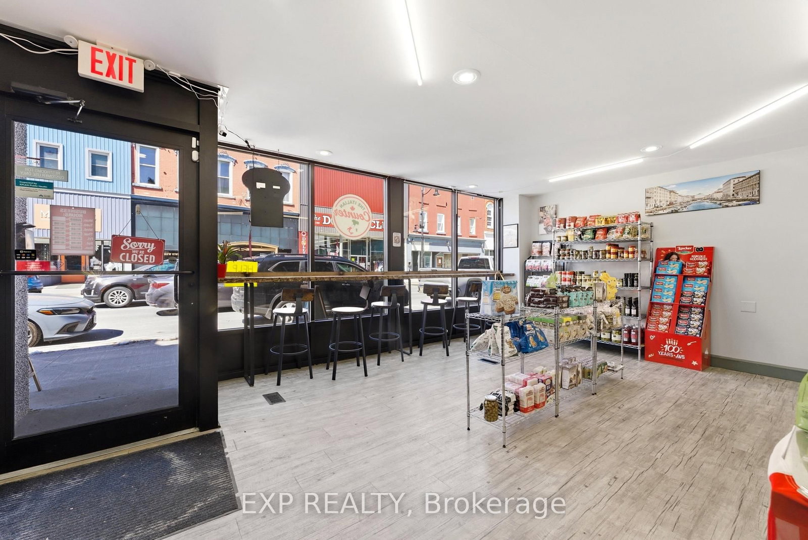 12 Dundas Street E - Photo 4