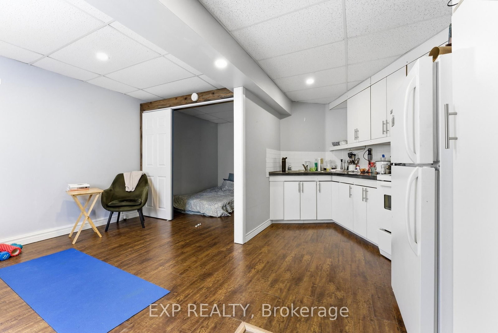 12 Dundas Street E - Photo 7