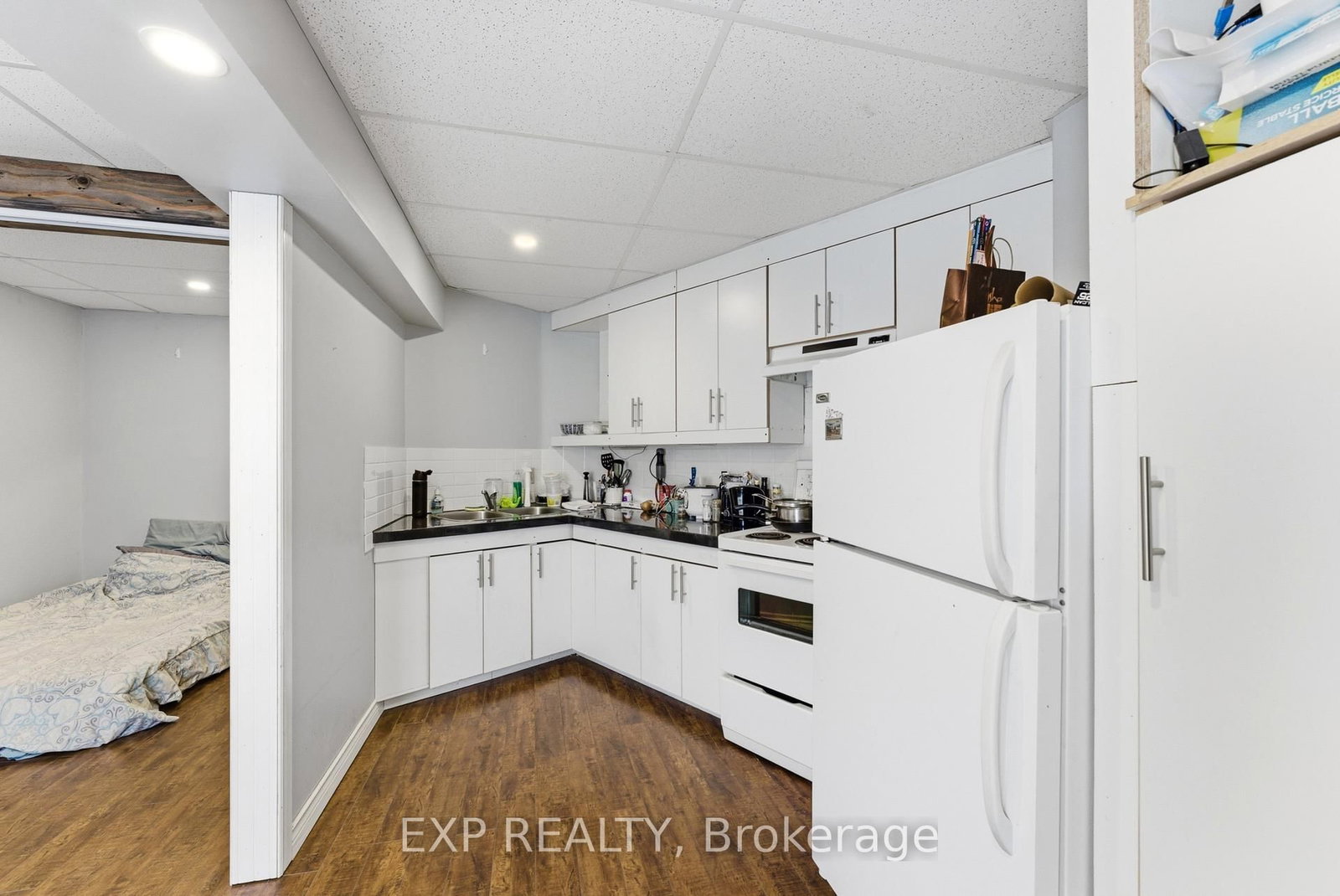 12 Dundas Street E - Photo 8