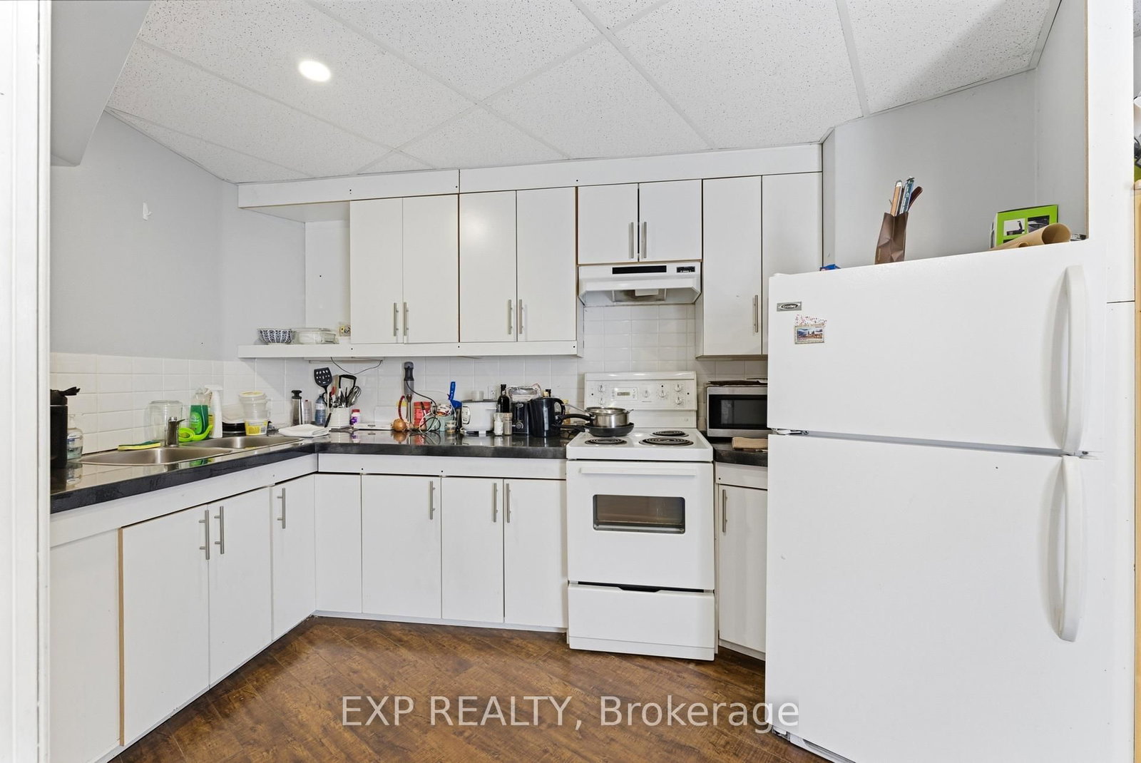 12 Dundas Street E - Photo 9