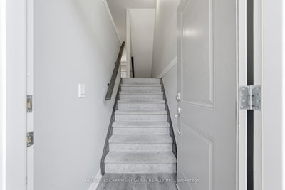 28 Aqua Lane — photo 3