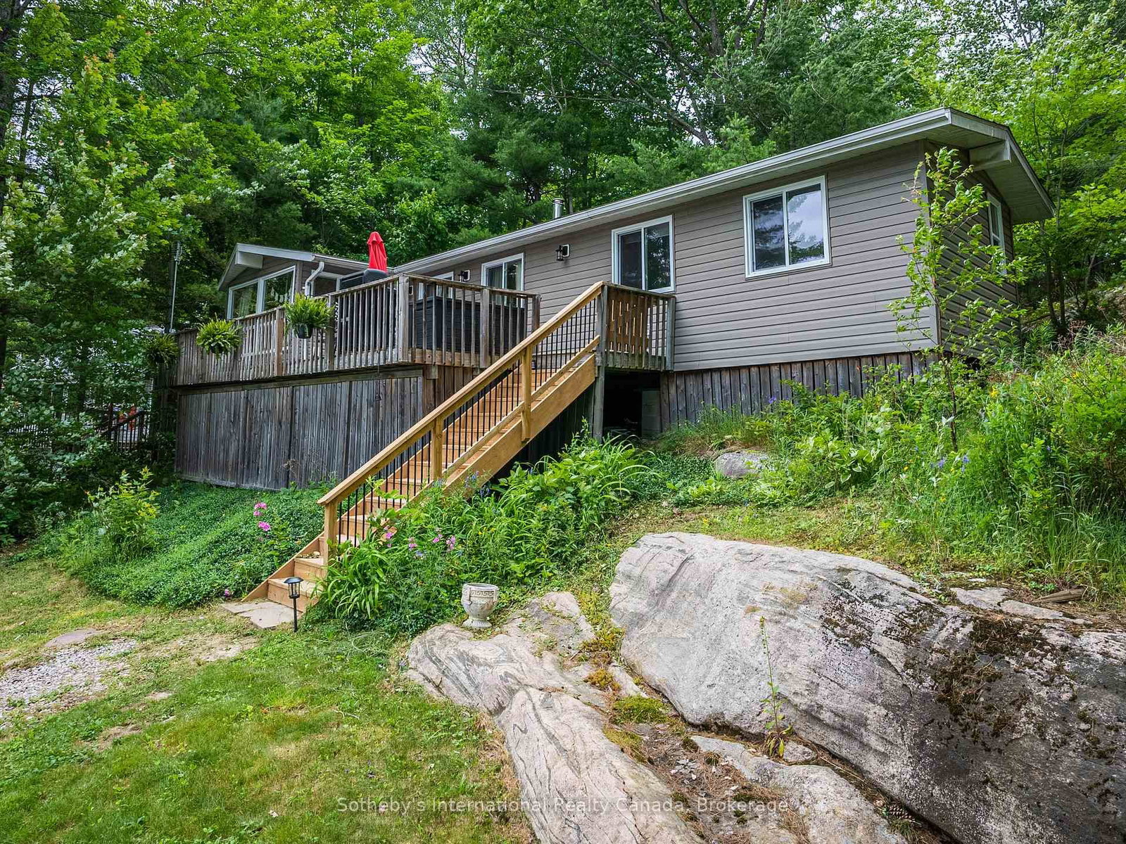 1040 KAHSHE LAKE • Gravenhurst, ON photo 34
