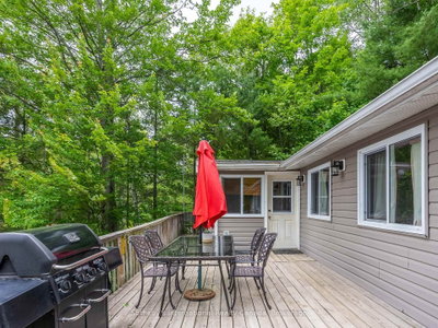 1040 KAHSHE LAKE • Gravenhurst, ON photo 8