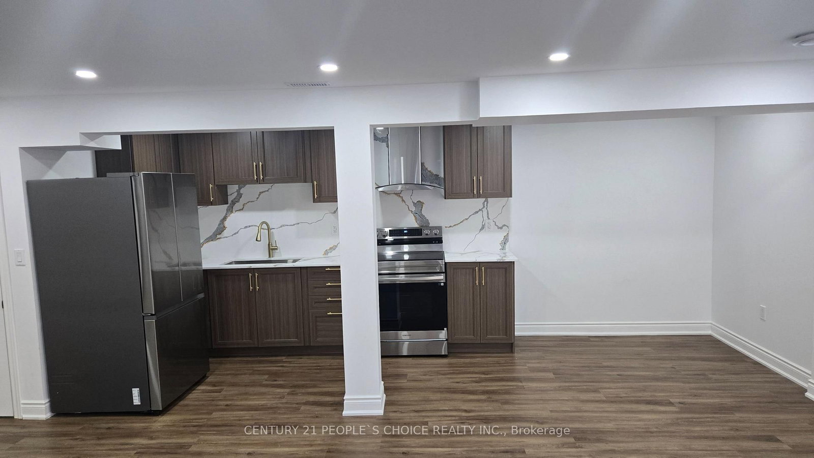 53 Larry Crescent - Photo 3