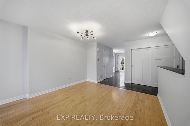 462 Leboutillier Ave, Ottawa, K1K 2V7 | Image 2