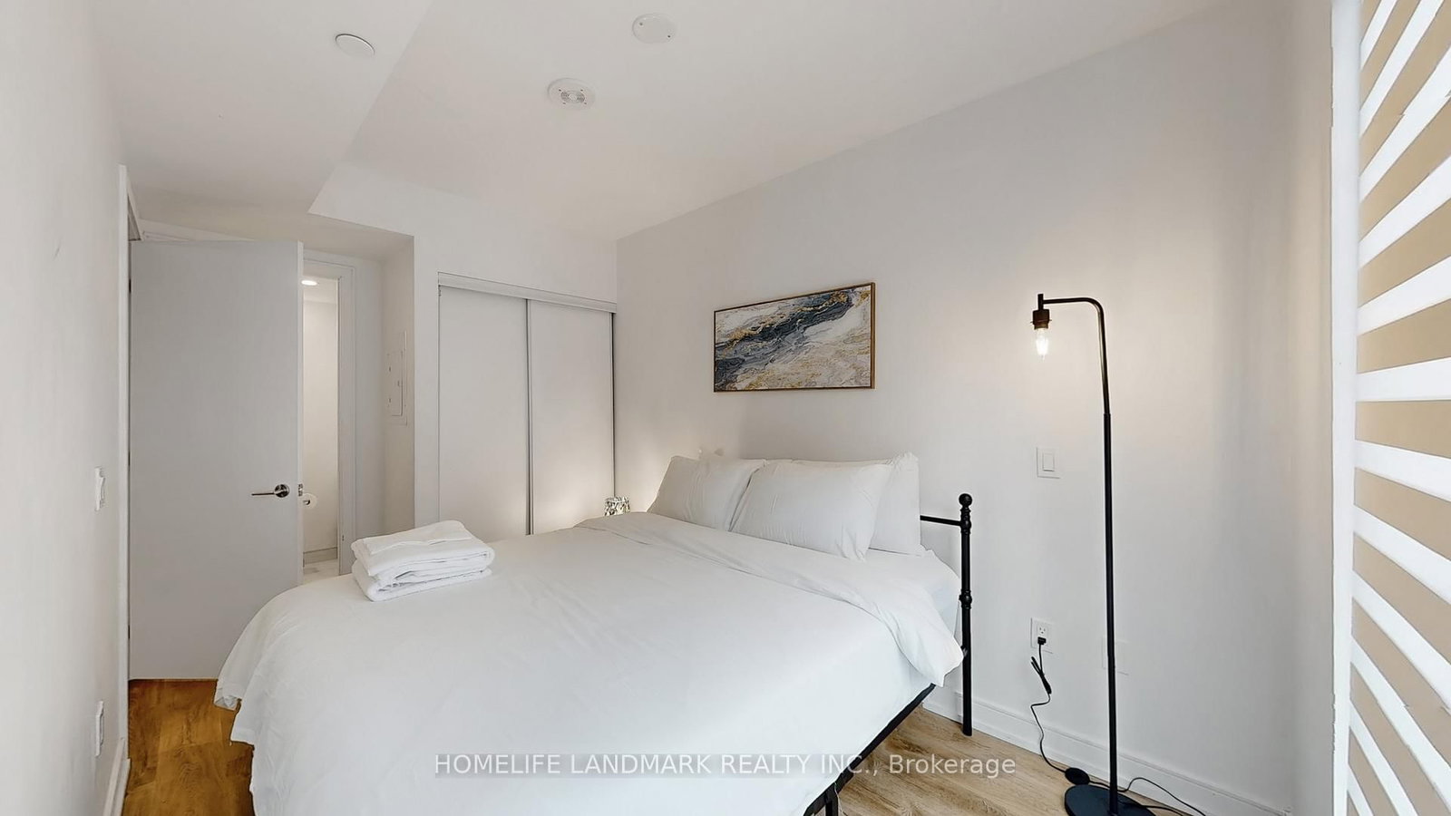 Condo for sale at 1 Jarvis Street, Hamilton, Ontario, L8R 0A8 - Beasley - MLS: X12980256