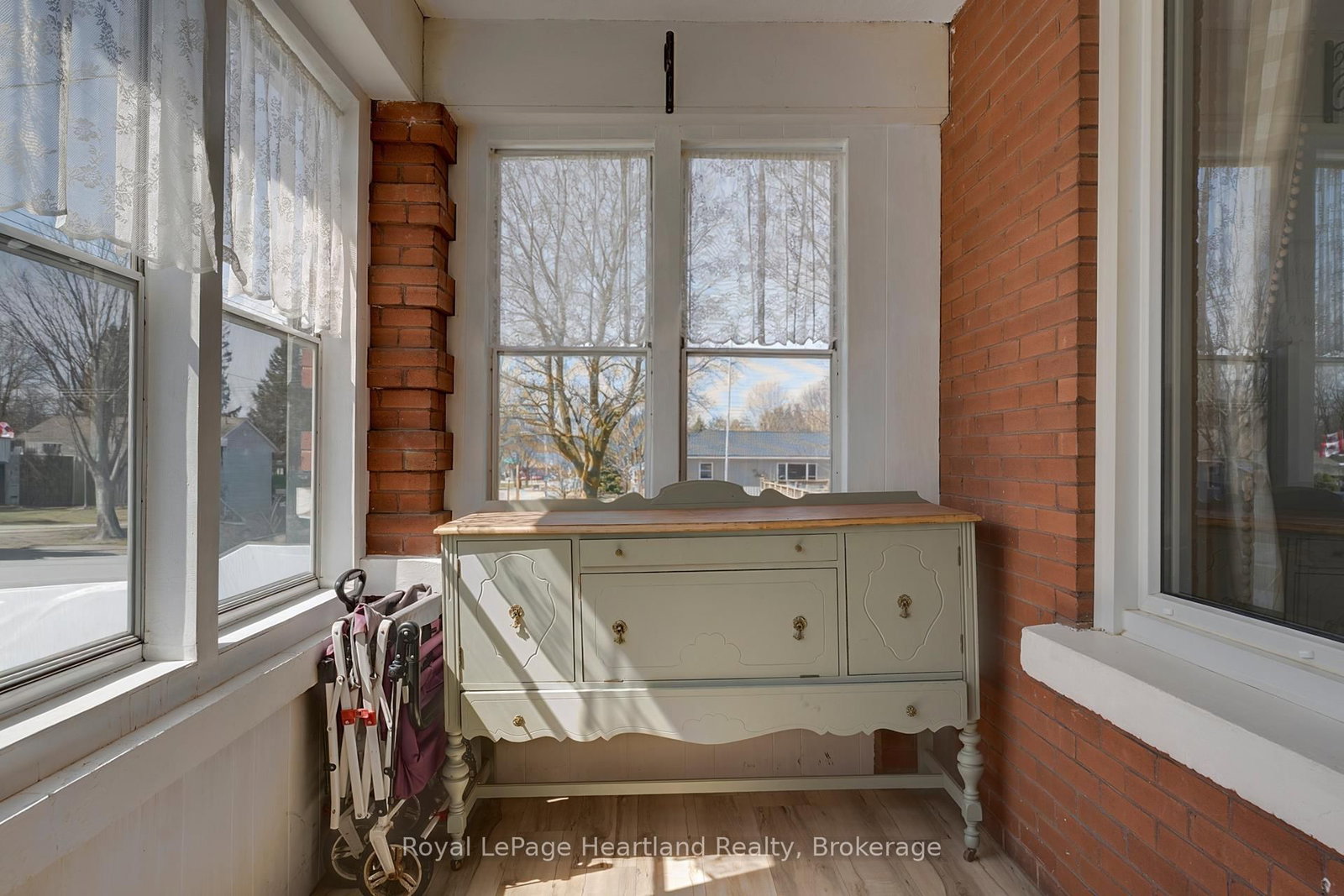 20 William Street - Photo 4