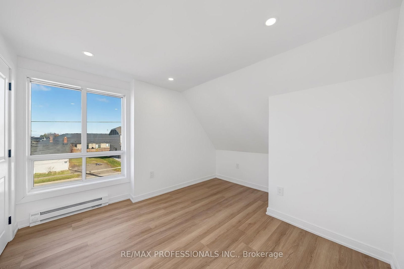 27 Oakdale Avenue, Unit Apartment A - Photo 6