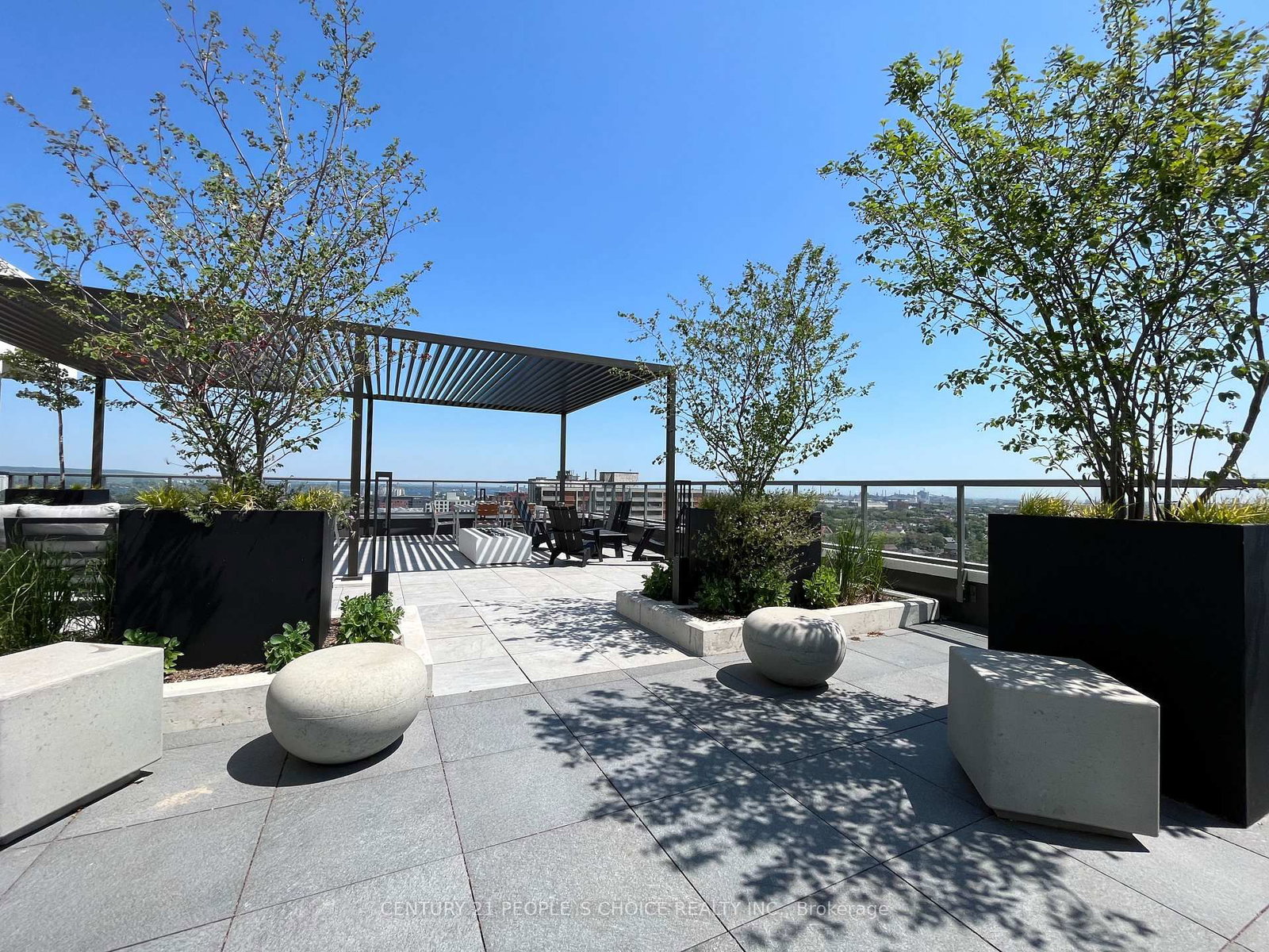 Condo for sale at 703-212 King William Street, Hamilton, Ontario, L8R 3P2 - Beasley - MLS: X12980314