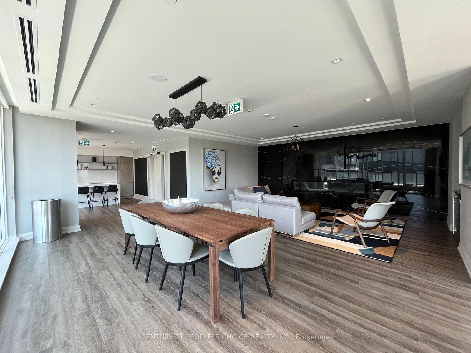 Condo for sale at 703-212 King William Street, Hamilton, Ontario, L8R 3P2 - Beasley - MLS: X12980314