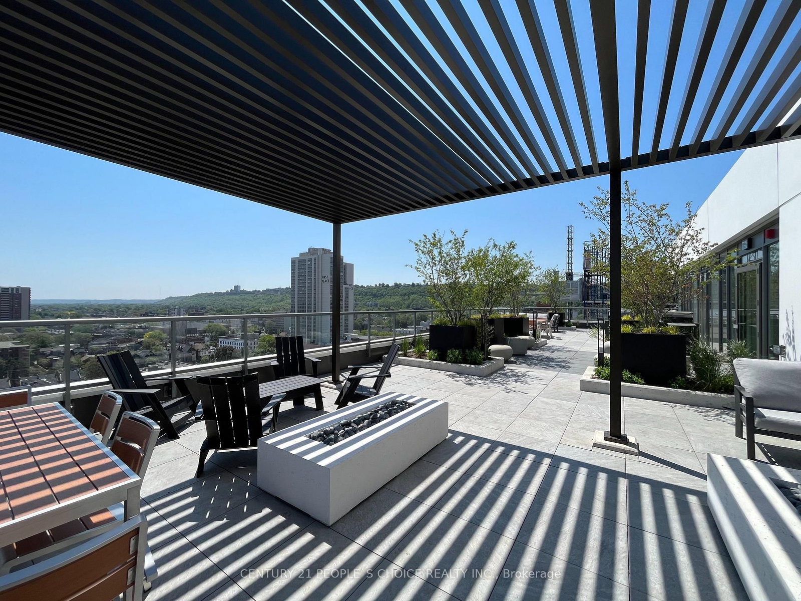 Condo for sale at 703-212 King William Street, Hamilton, Ontario, L8R 3P2 - Beasley - MLS: X12980314