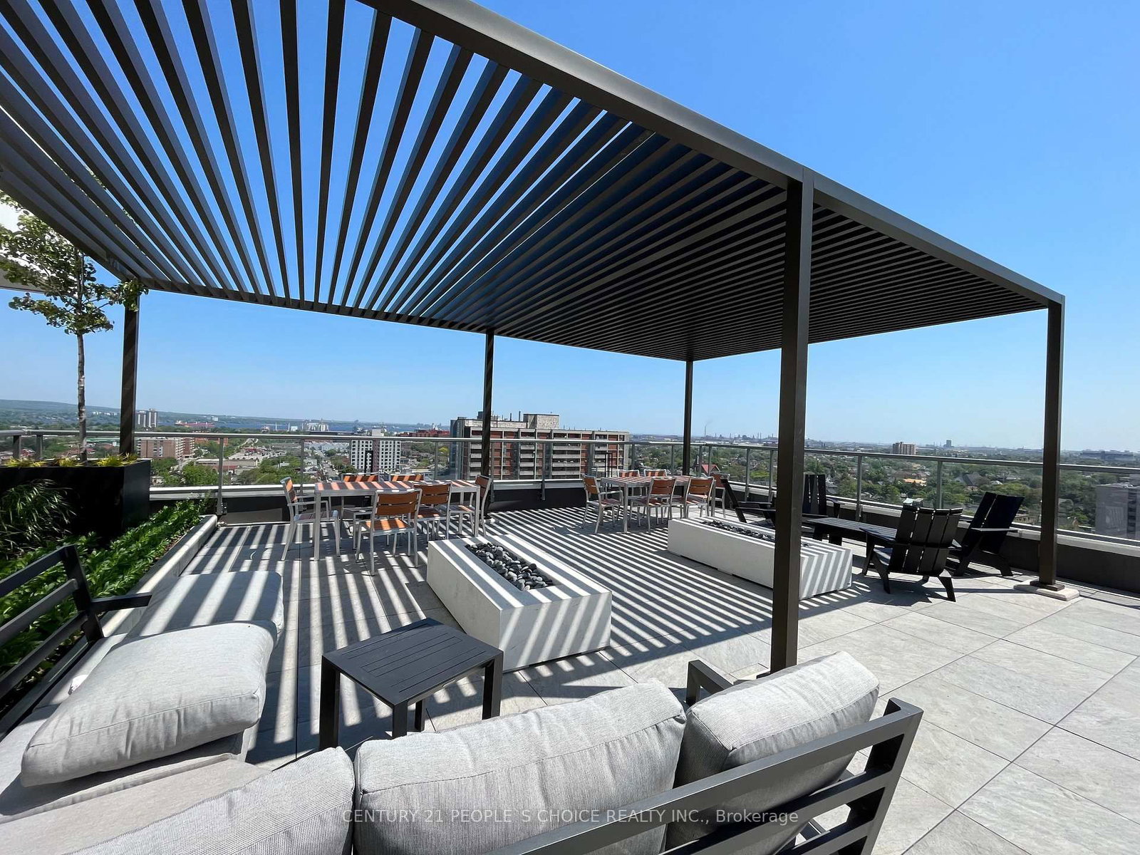 Condo for sale at 703-212 King William Street, Hamilton, Ontario, L8R 3P2 - Beasley - MLS: X12980314