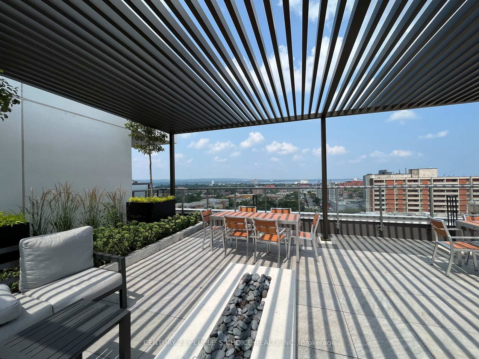 Condo for sale at 703-212 King William Street, Hamilton, Ontario, L8R 3P2 - Beasley - MLS: X12980314