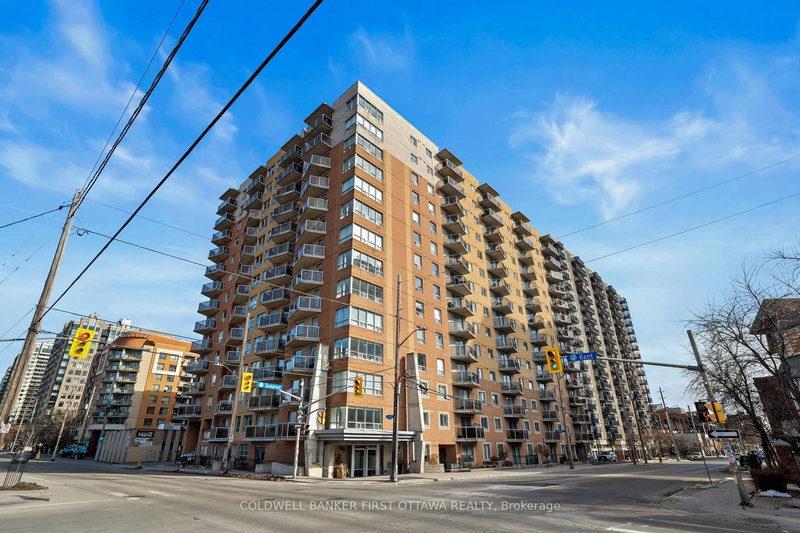 home for sale on 412-429 Somerset Street W