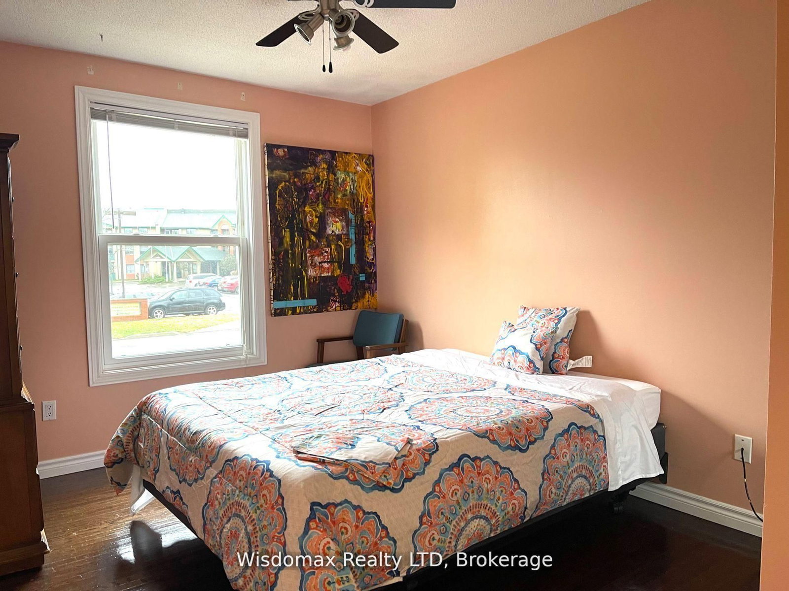 Detached House for sale at 7 GREENMEADOW Court, St. Catharines, Ontario, L2P 1X7 - Fairview - MLS: X12980388