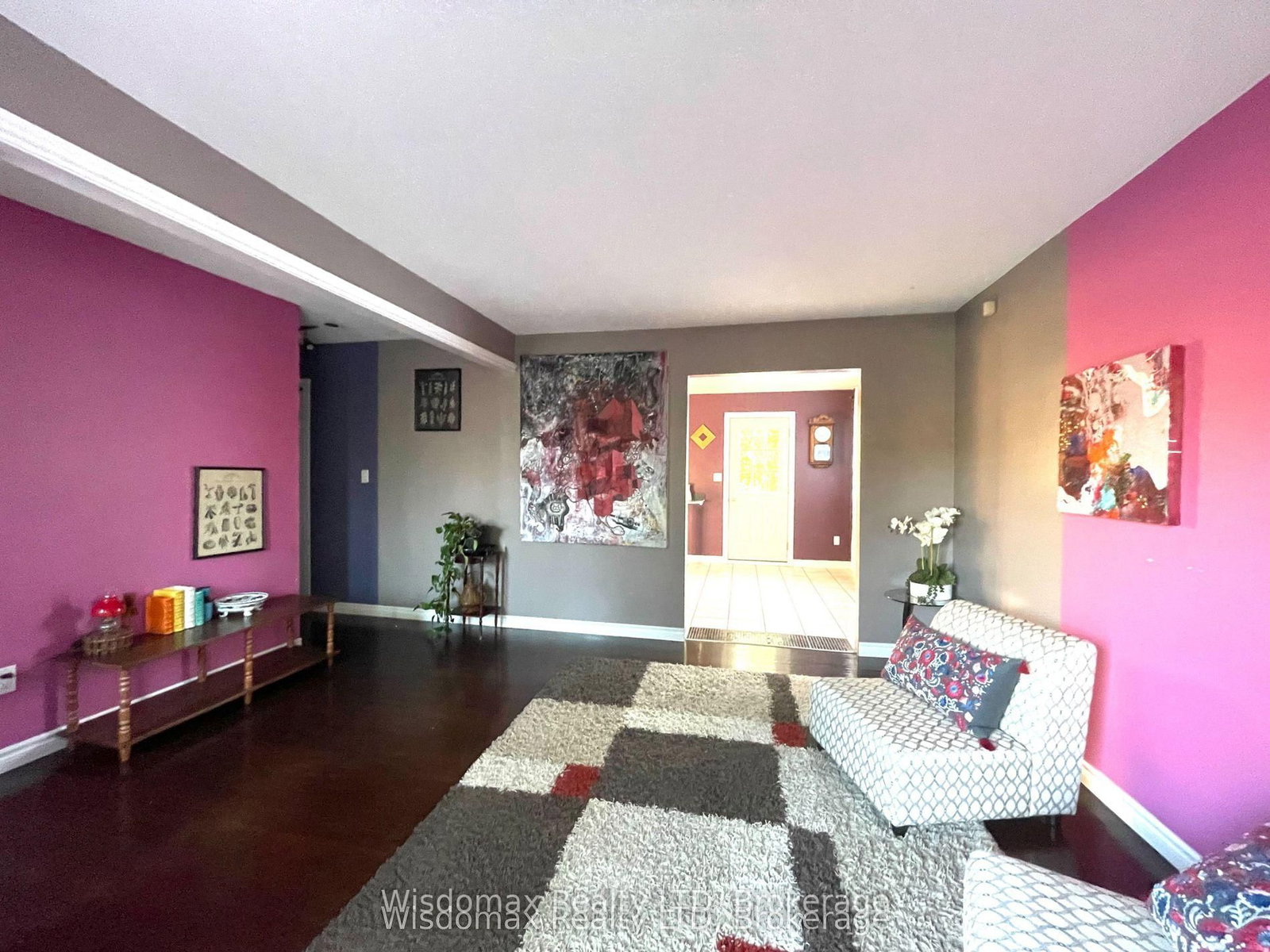 Detached House for sale at 7 GREENMEADOW Court, St. Catharines, Ontario, L2P 1X7 - Fairview - MLS: X12980388