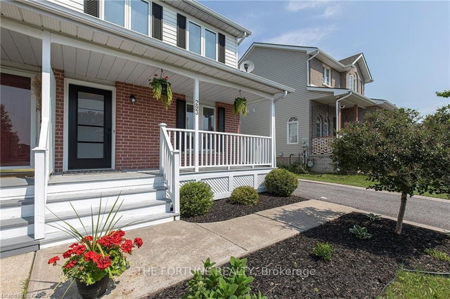 293 Grandtrunk Avenue E