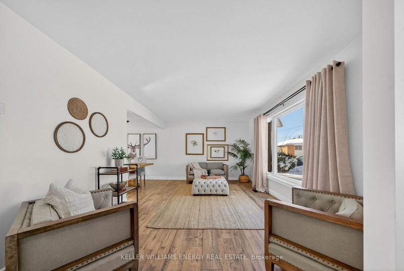 40 Robertson Lane, Belleville, K8P 4C3 | Image 2