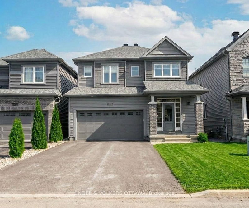 home for lease on 19 Allan Moore Place