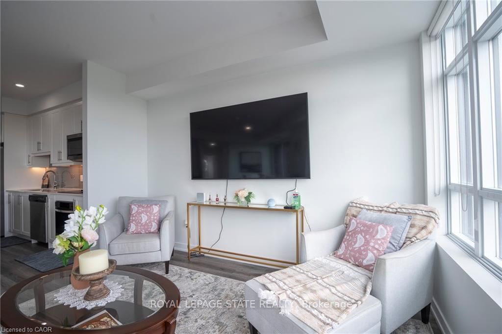 600 North Service Road, Unit 418 - Photo 15