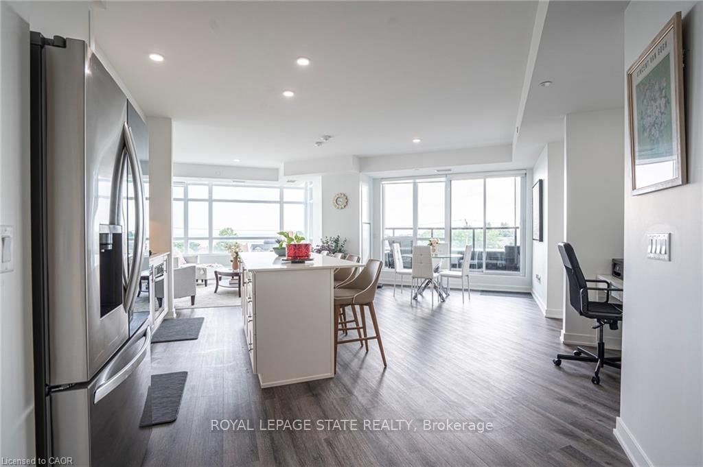 600 North Service Road, Unit 418 - Photo 4