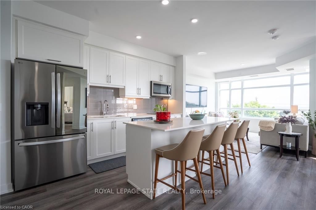 600 North Service Road, Unit 418 - Photo 5