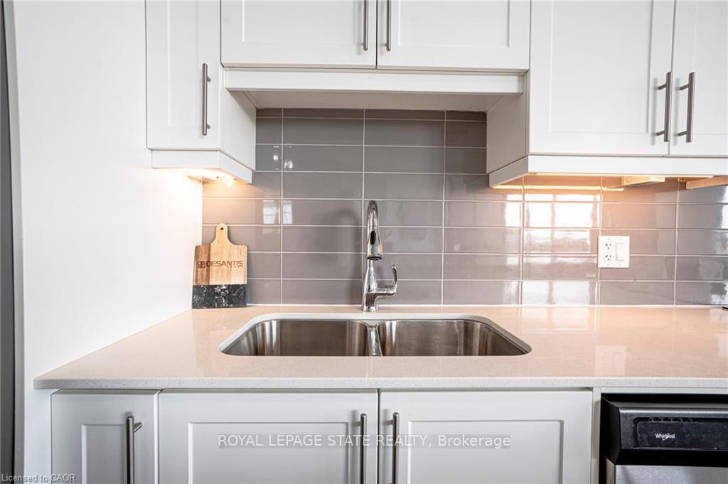 600 North Service Road, Unit 418 - Photo 7