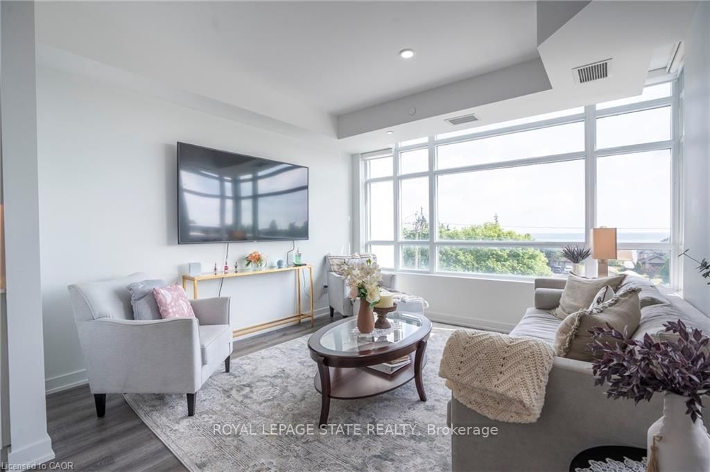 600 North Service Road, Unit 418 - Photo 9