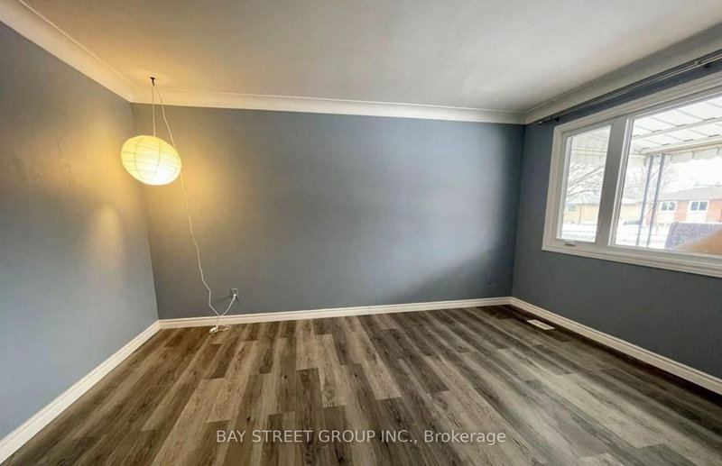 6852 HAGAR Ave, Niagara Falls, L2G 5M7 | Image 2