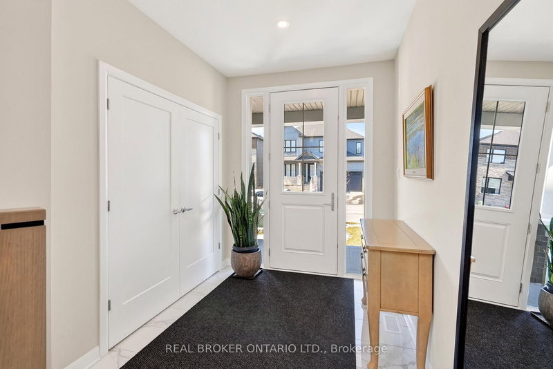 548 Anchor Circ, Manotick, K2B 7Z5 | Image 2