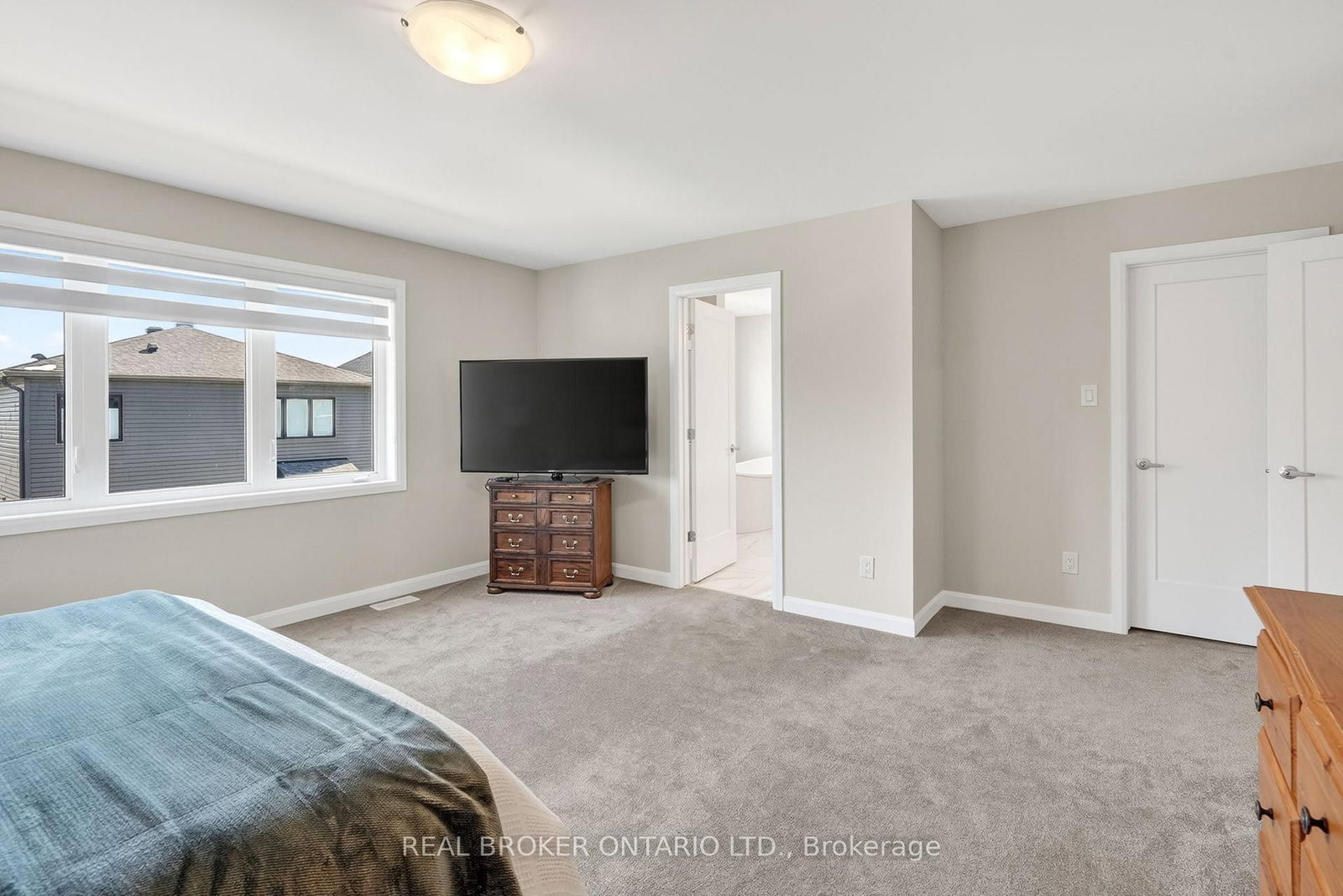 Detached House for sale at 548 Anchor Circle, Manotick, Ontario, K2B 7Z5 - Mahogany Community - MLS: X12980536