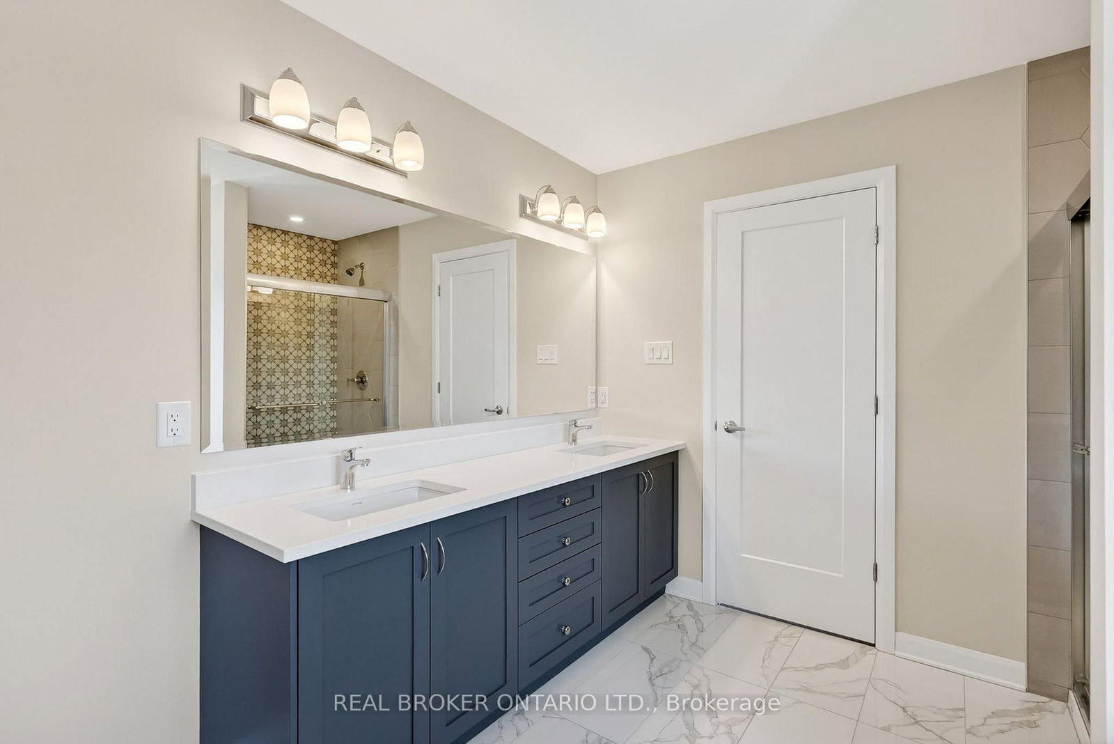 Detached House for sale at 548 Anchor Circle, Manotick, Ontario, K2B 7Z5 - Mahogany Community - MLS: X12980536