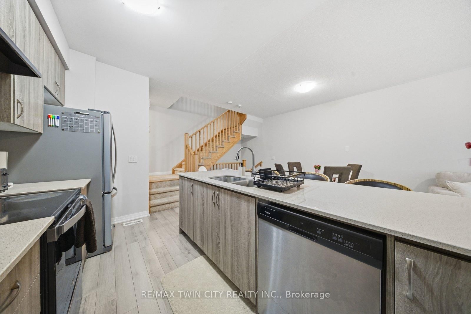 585 Colborne Street E, Unit 1113 - Photo 15