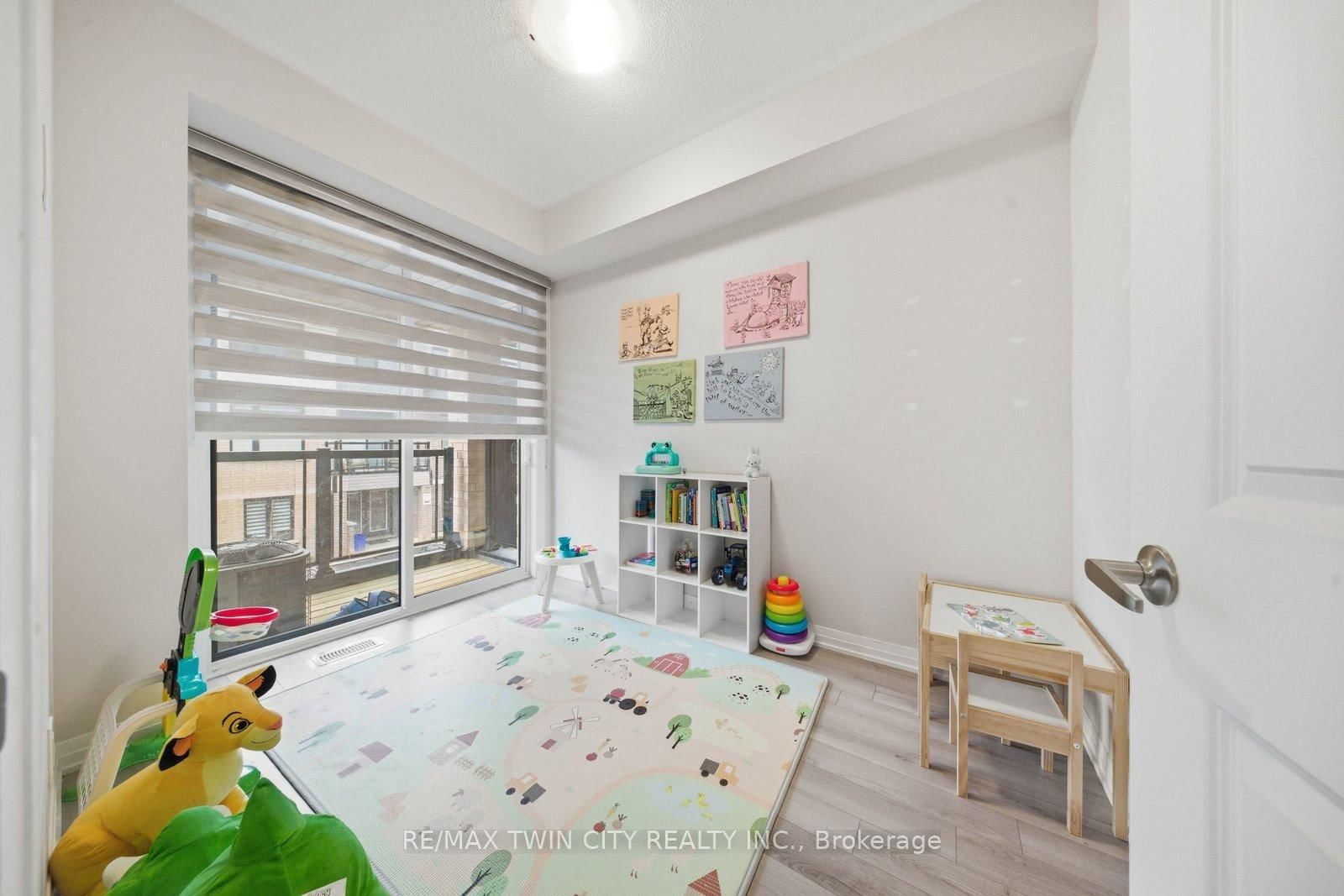 585 Colborne Street E, Unit 1113 - Photo 21