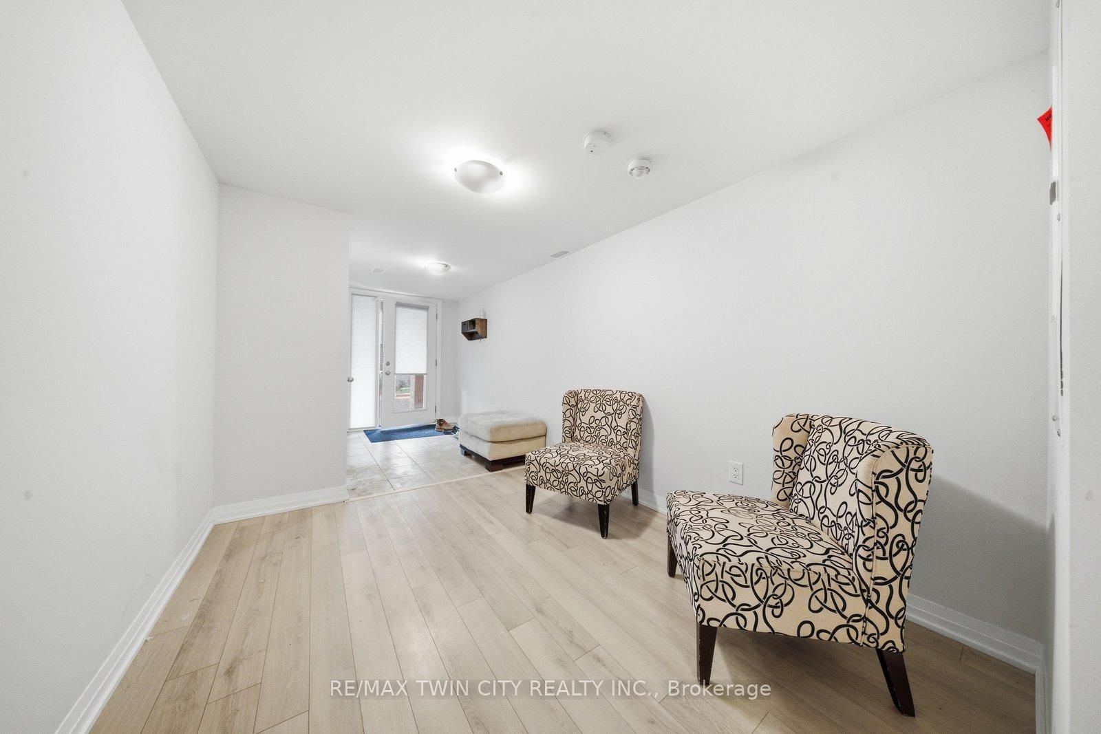 585 Colborne Street E, Unit 1113 - Photo 24