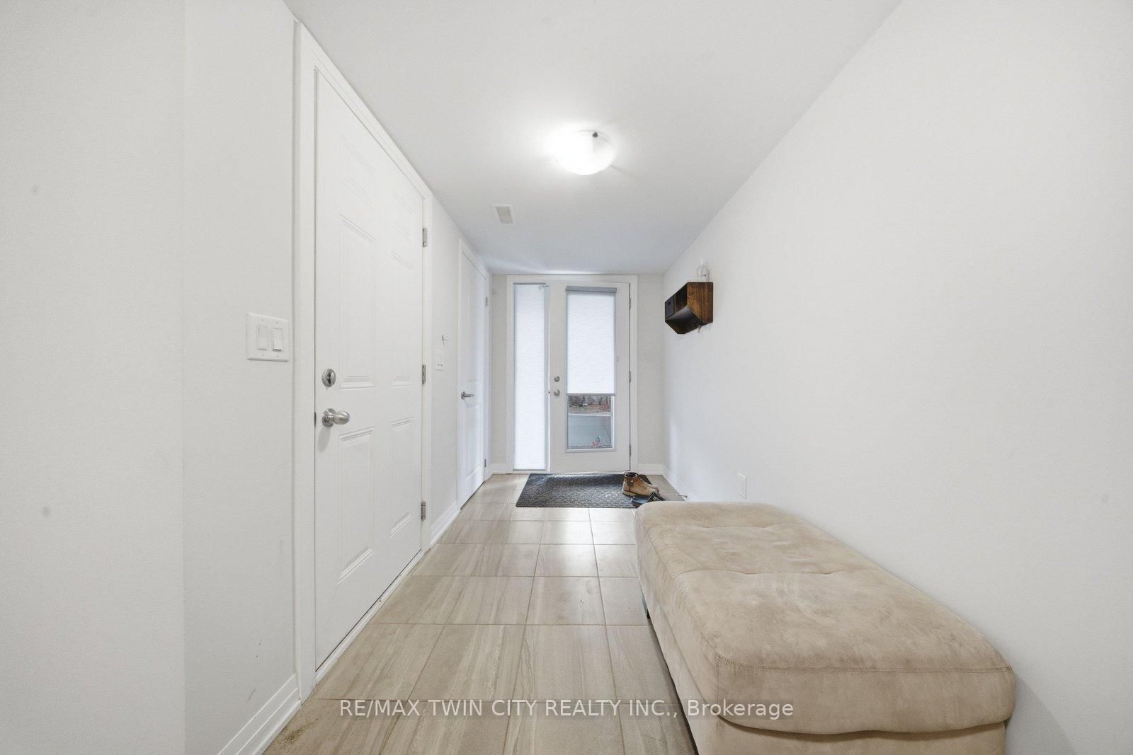 585 Colborne Street E, Unit 1113 - Photo 5