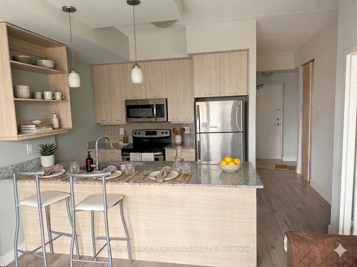 318 Spruce Street, Unit 901 - Photo 3