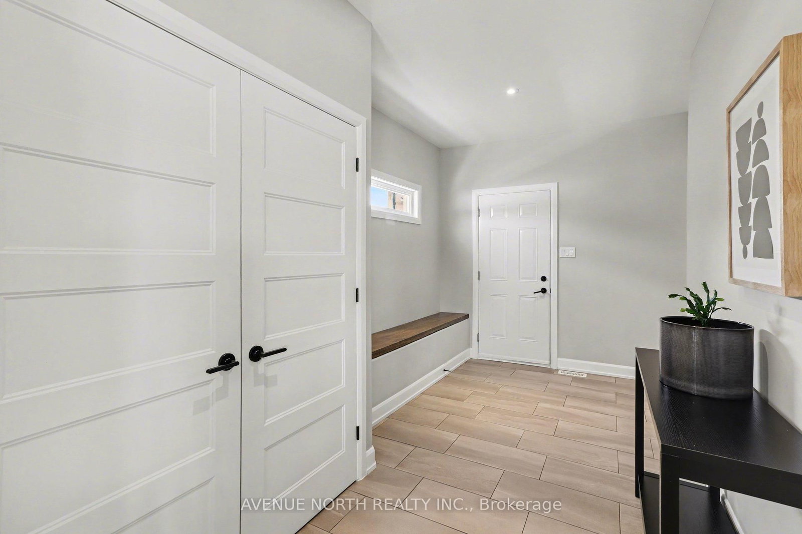 Detached House for sale at 668 Geneva Crescent, Russell, Ontario, K0A 1W0 - Embrun - MLS: X12980784