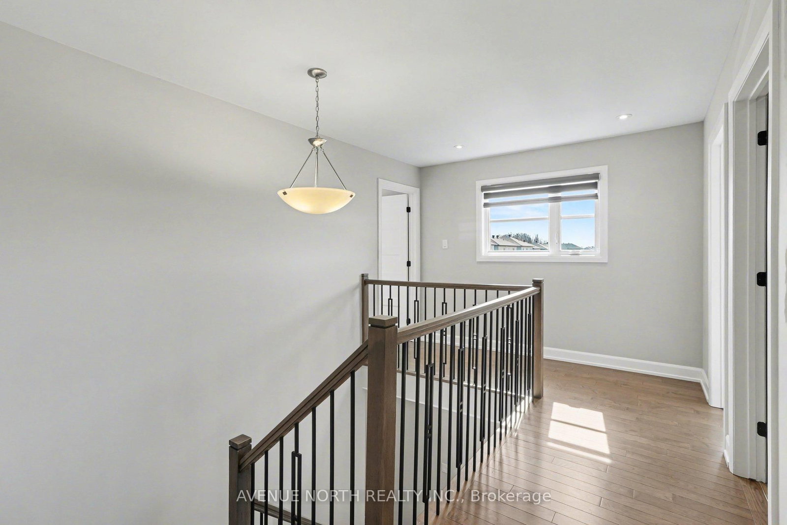 Detached House for sale at 668 Geneva Crescent, Russell, Ontario, K0A 1W0 - Embrun - MLS: X12980784