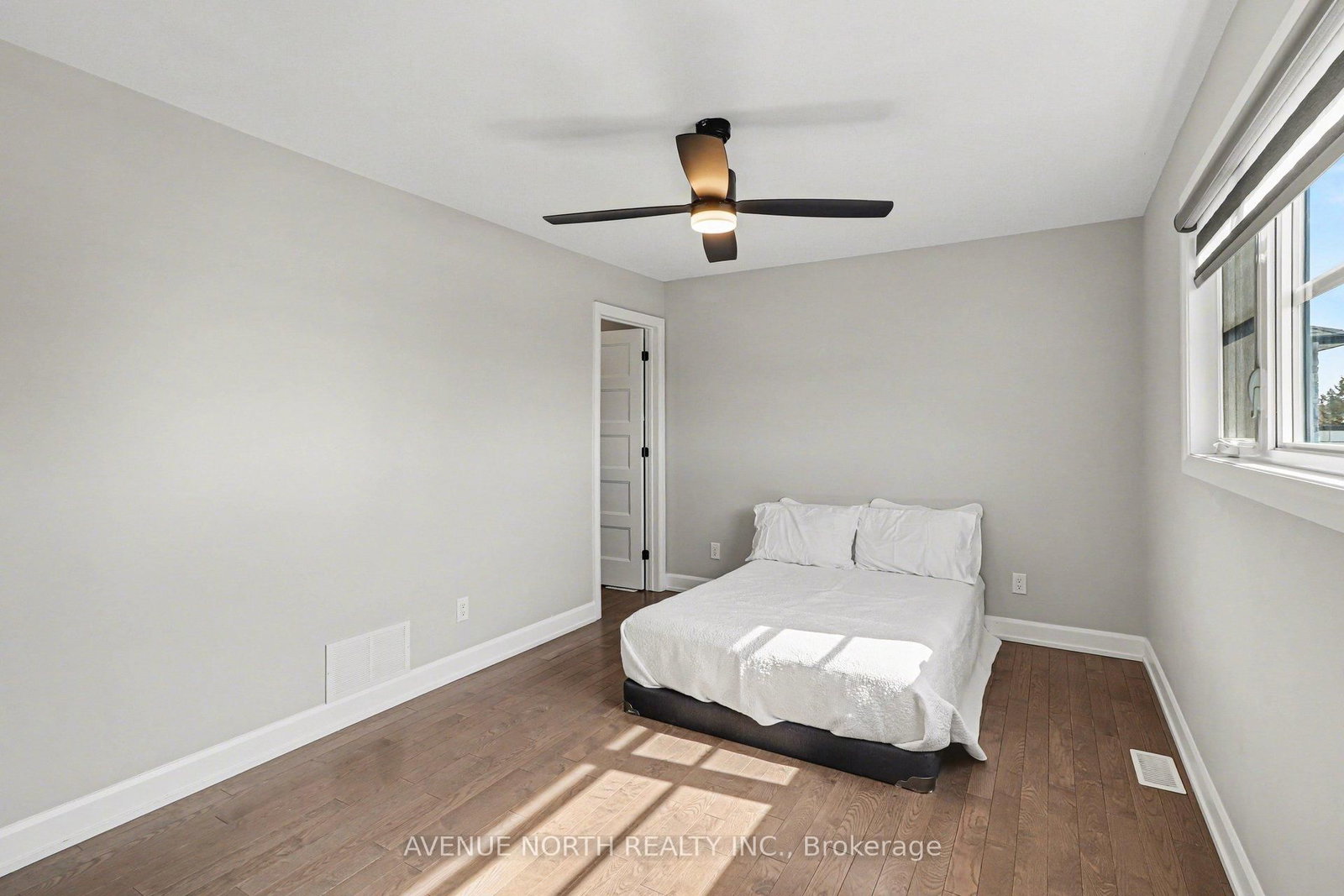 Detached House for sale at 668 Geneva Crescent, Russell, Ontario, K0A 1W0 - Embrun - MLS: X12980784